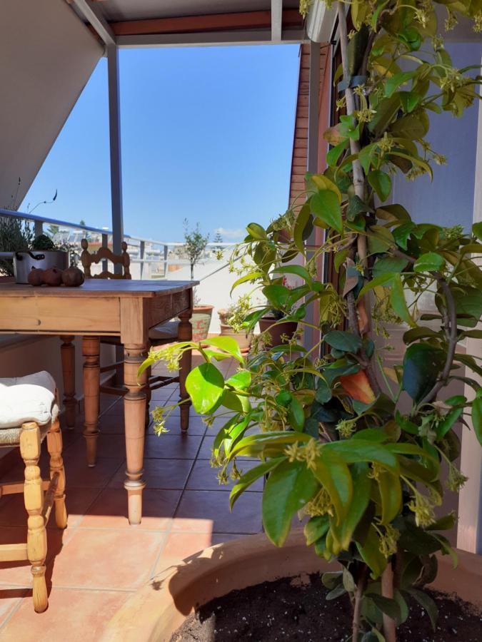 Country Style Attic In The Heart Of Preveza Apartment Bagian luar foto